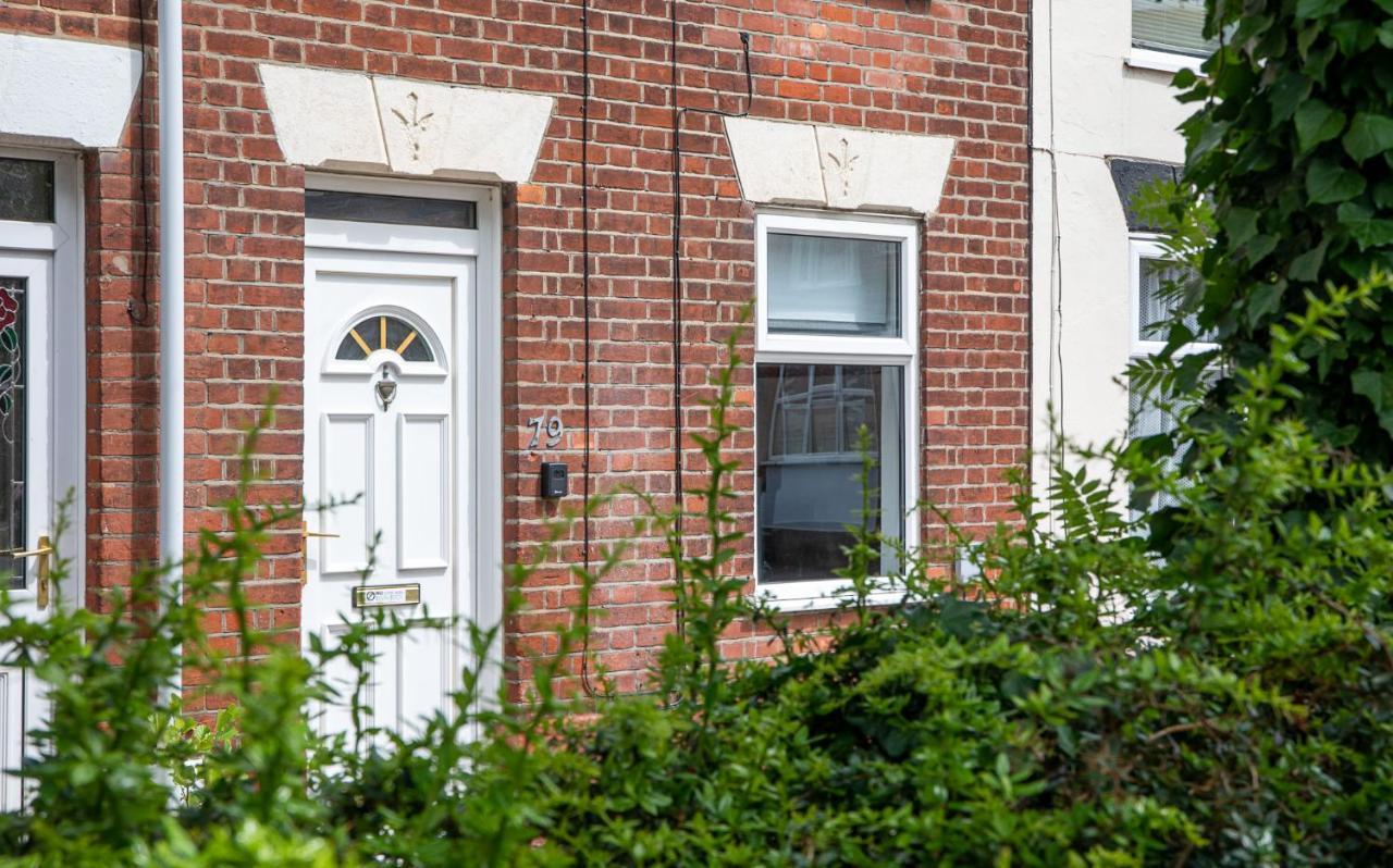 Bright 3 Bedroom Townhouse Near City Centre NWI Exterior foto